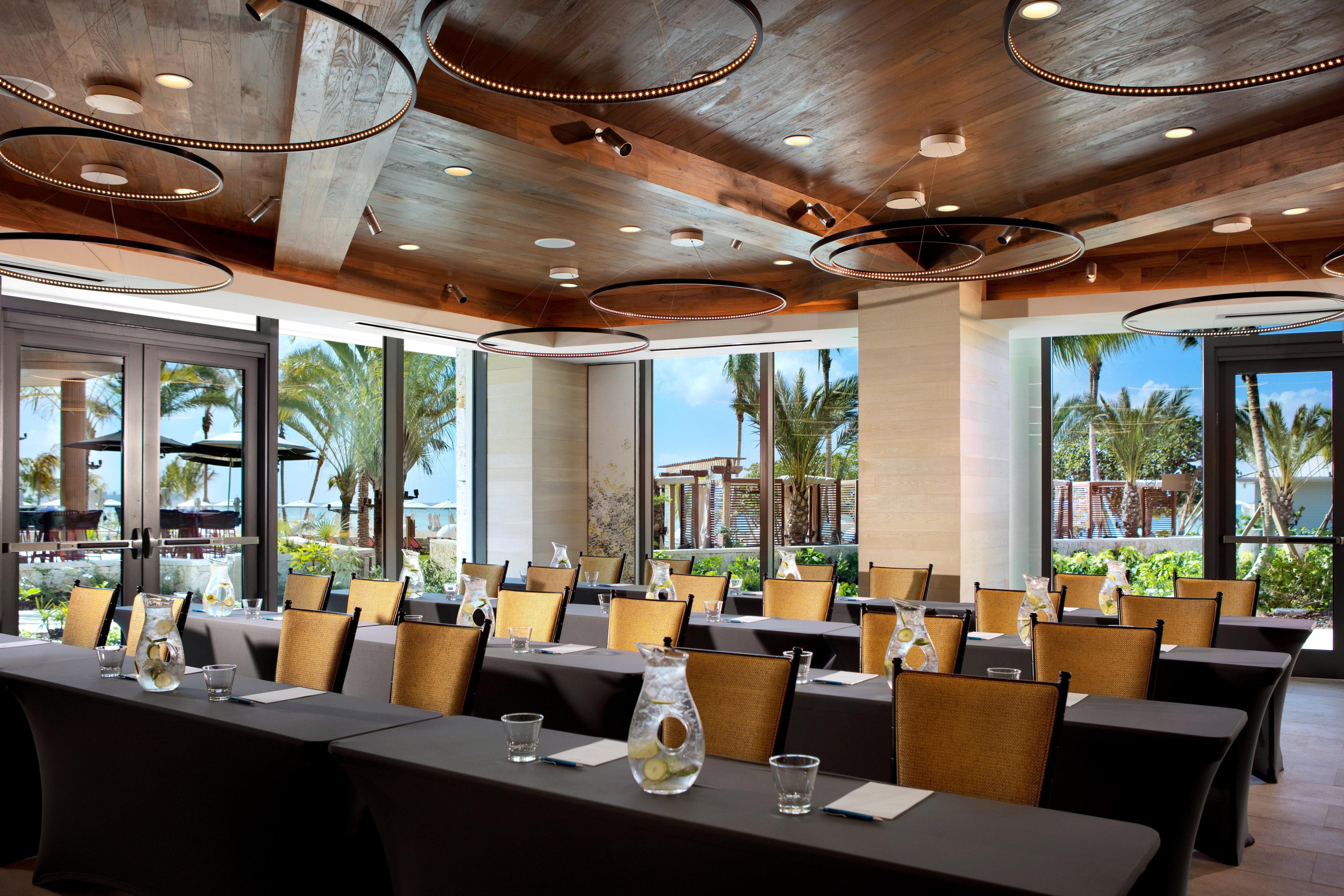 Kimpton Seafire Resort + Spa By Ihg West Bay Exteriér fotografie