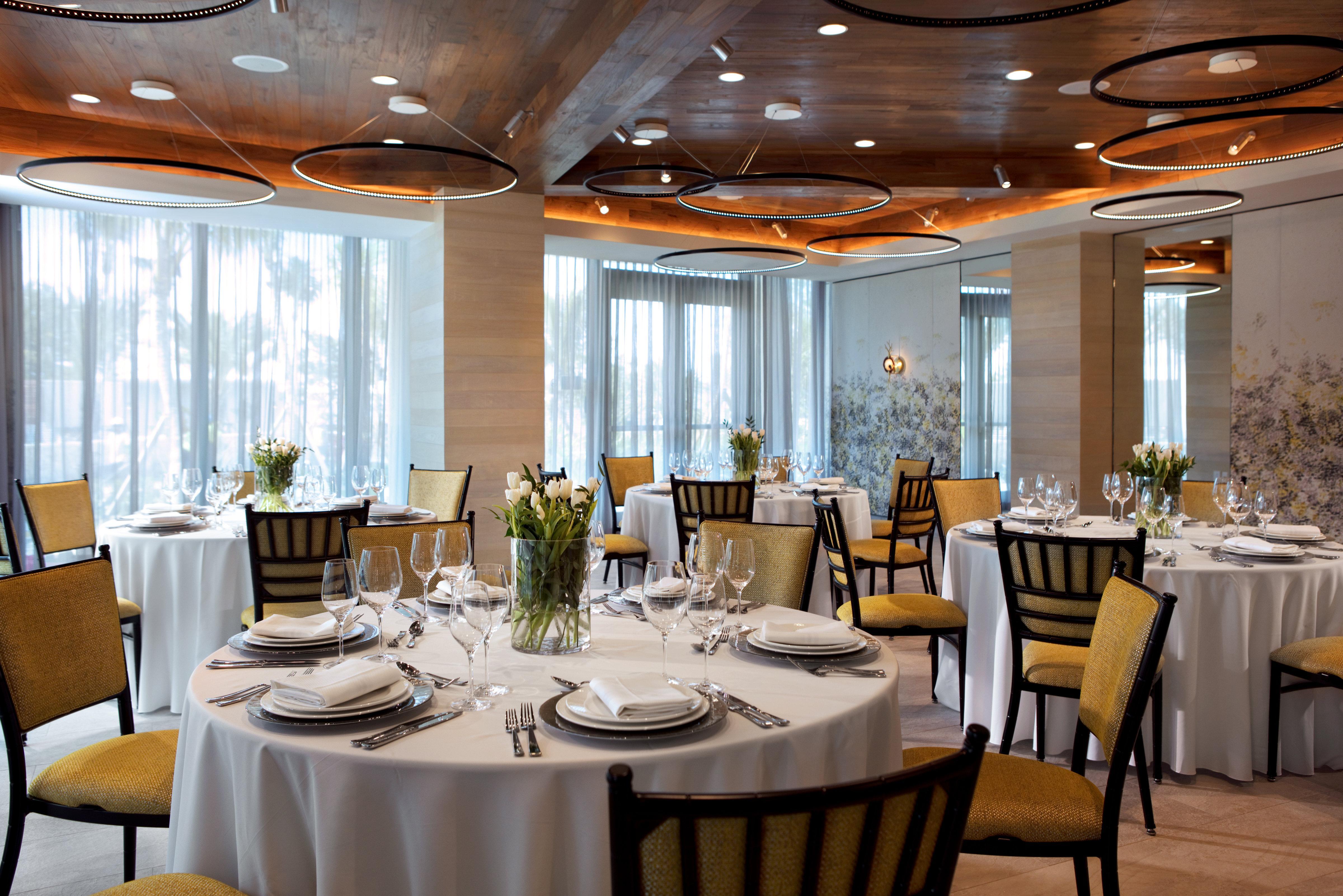 Kimpton Seafire Resort + Spa By Ihg West Bay Exteriér fotografie